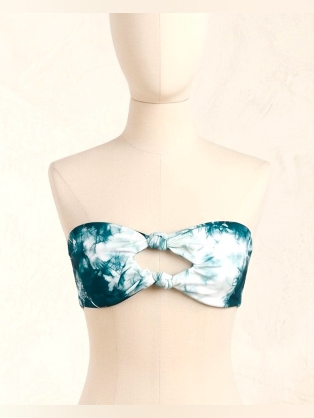 DIPPIN DAISY’S Twist Front Tie Dye Teal & White Bandeau Bikini Top Strapless S